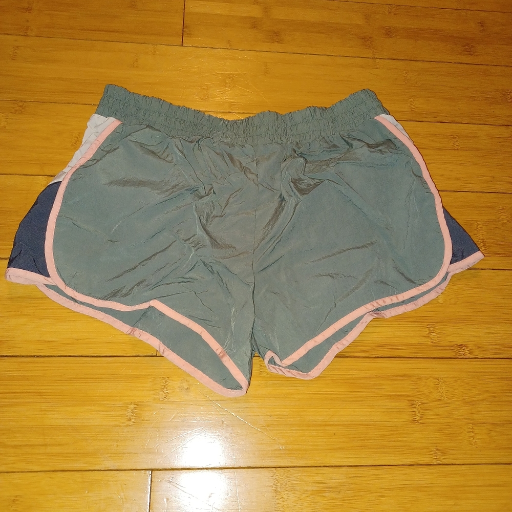 Running set - Picture 7 of 12